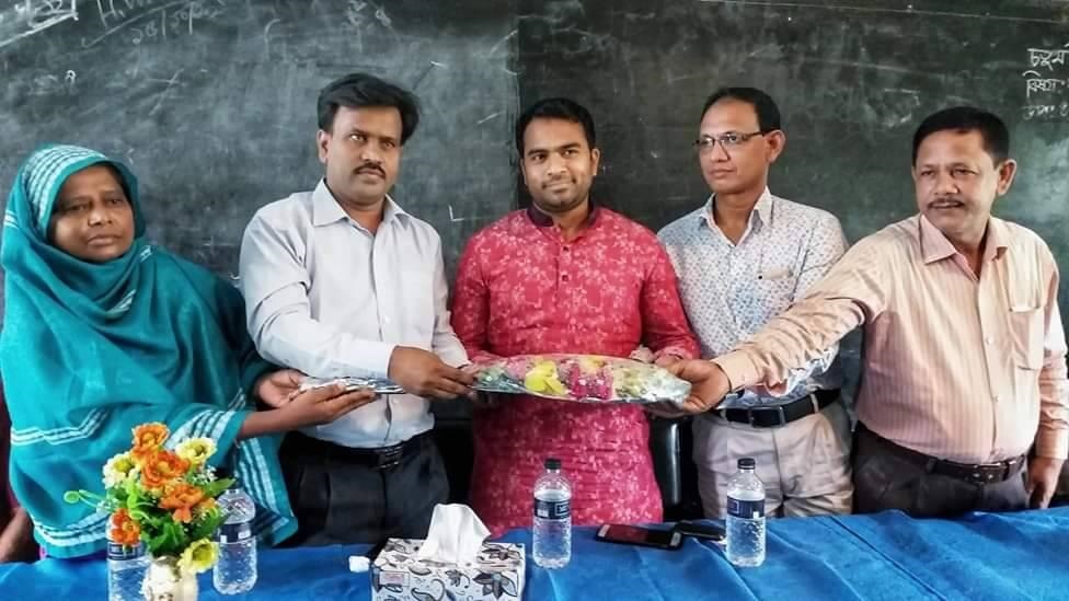 ৪৪নং সনমান্দী সরকারী প্রাথমিক বিদ্যালয়ের ম্যানেজিং কমিটির সভাপতি নির্বাচিত হলেন মোফাজ্জল হোসেন সুমন।